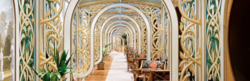 Gatsby’s Garden Interior Promenade